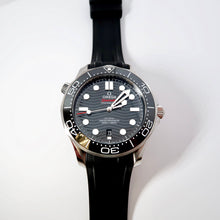 Load image into Gallery viewer, Omega, Seamaster, Diver 300m Co-Axial Master Chronometer
