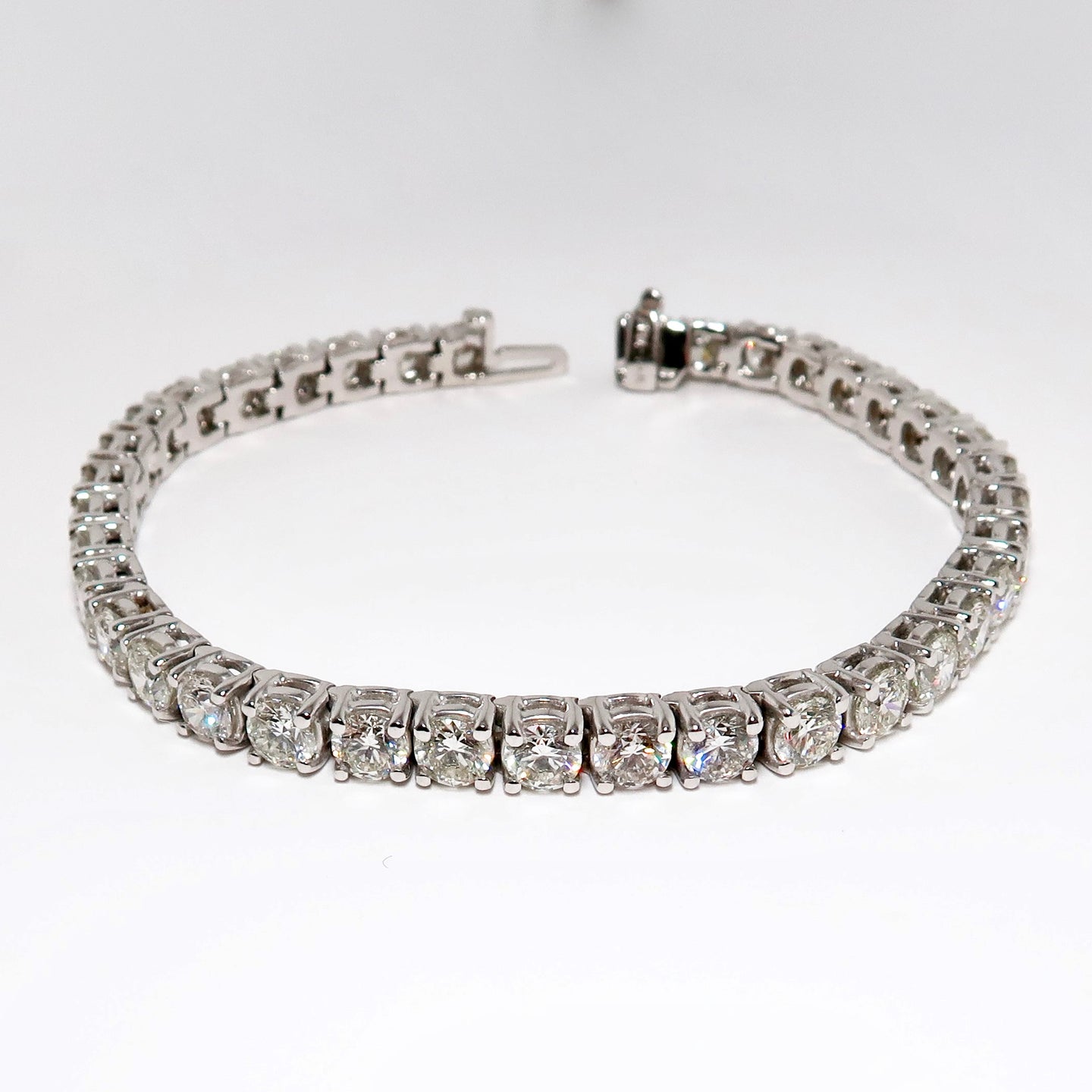 11.55ctw Diamond Tennis Bracelet