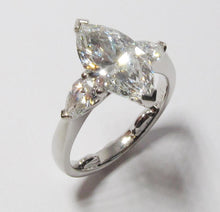 Load image into Gallery viewer, Marquise Cut Diamond Engagement Ring