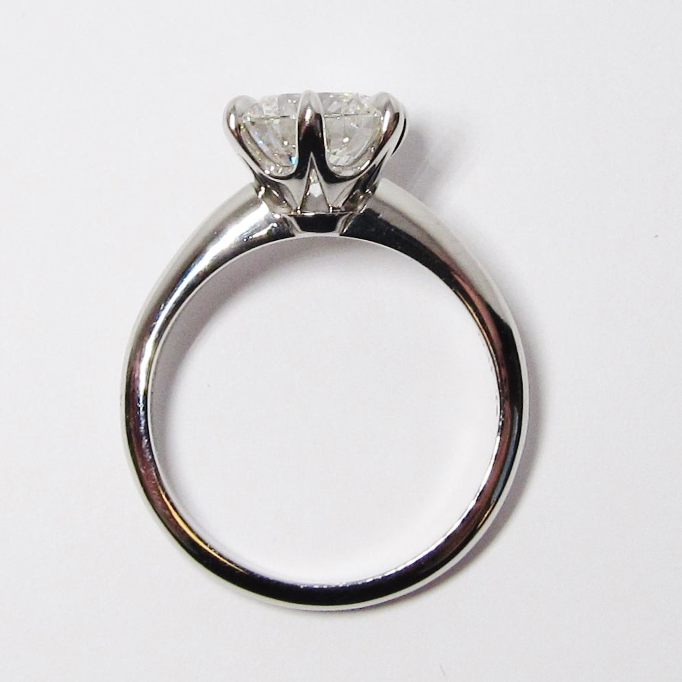 Round Cut Diamond Solitaire Ring
