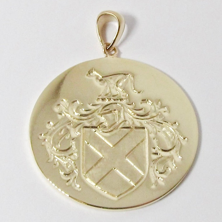 14k Yellow Gold Crest Pendant