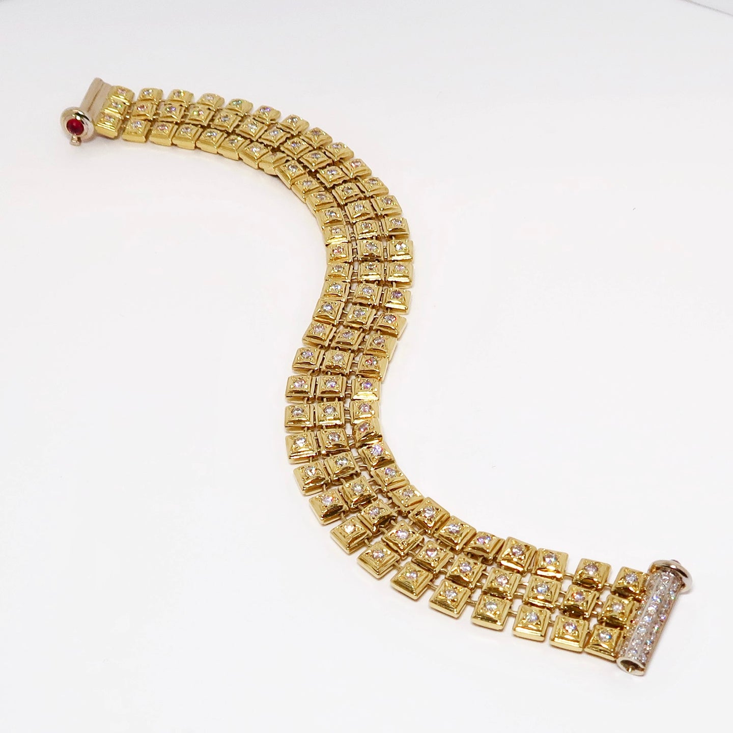 18k Yellow Gold Diamond & Ruby Bracelet