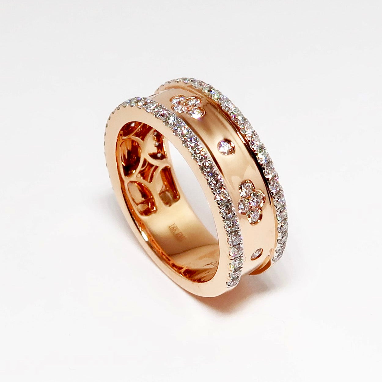 18k Rose Gold Narrow Band Ring with Diamonds
