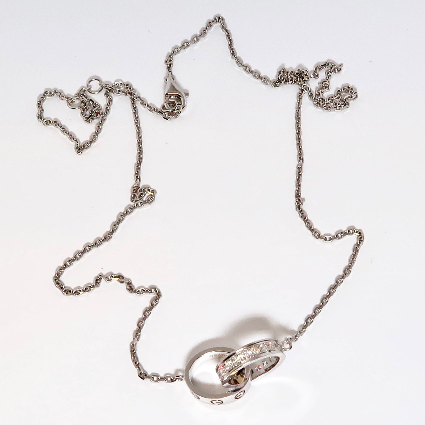 18k White Gold Interlocking Ring Necklace with Diamonds