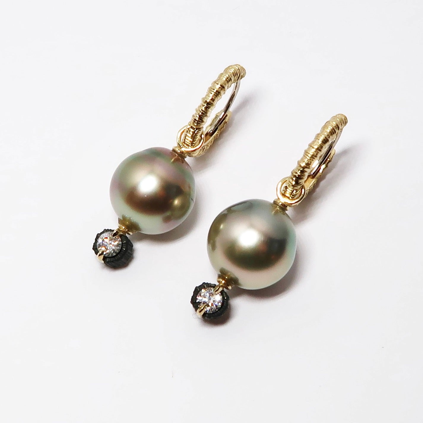 Gray/Silver Pearl Drop Earring