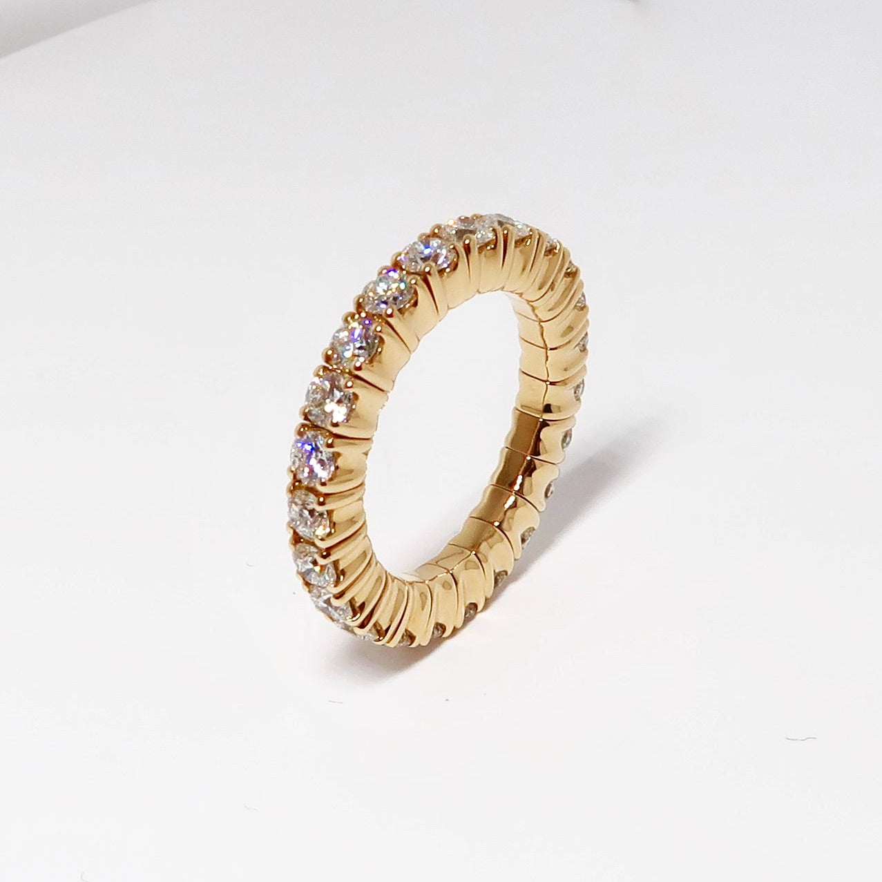 18k Yellow Gold Diamond Eternity Band