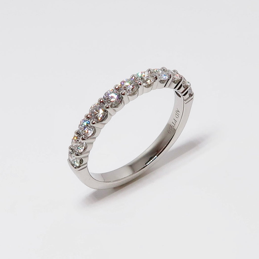 Round Diamond Part-way Band