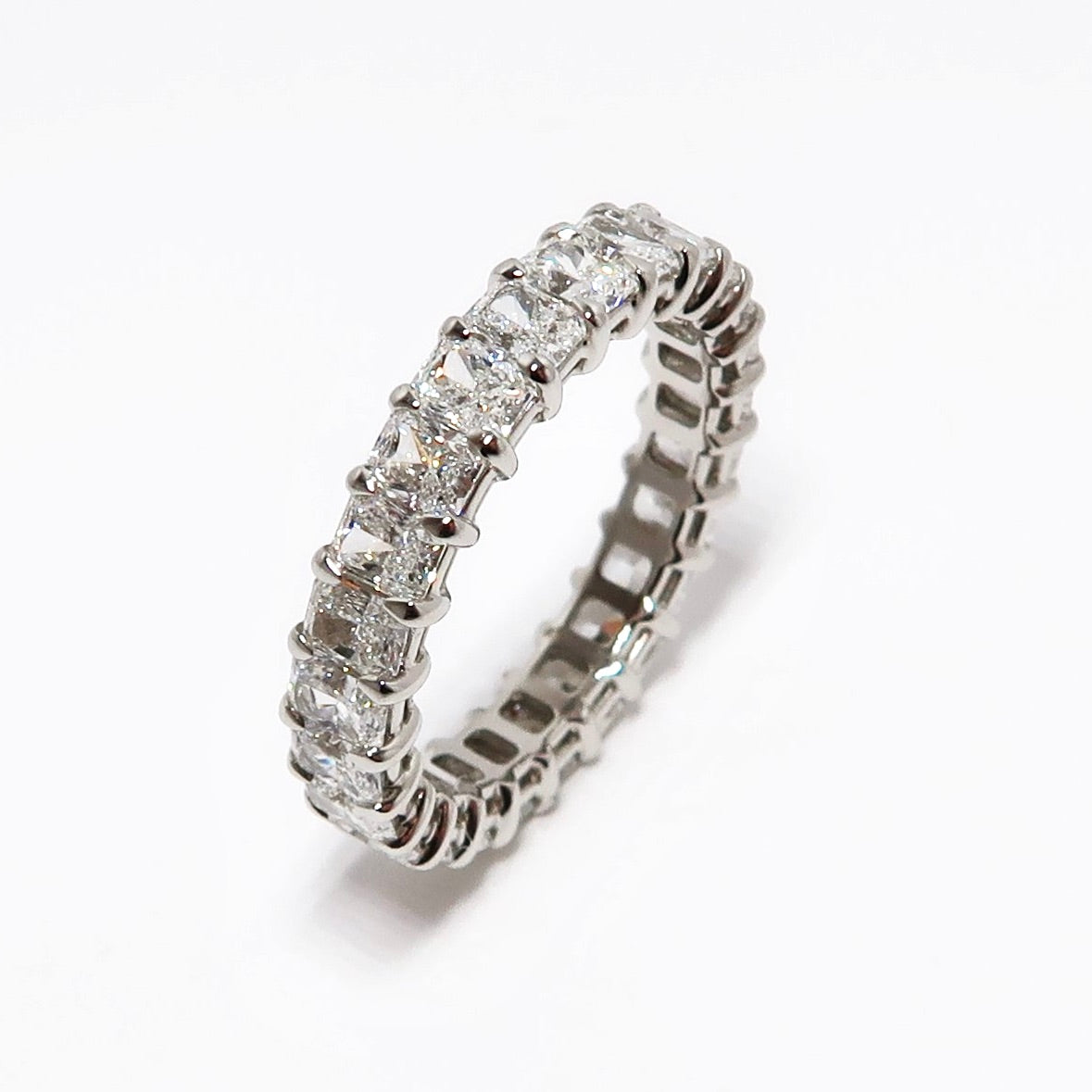 Radiant Cut Diamond Band