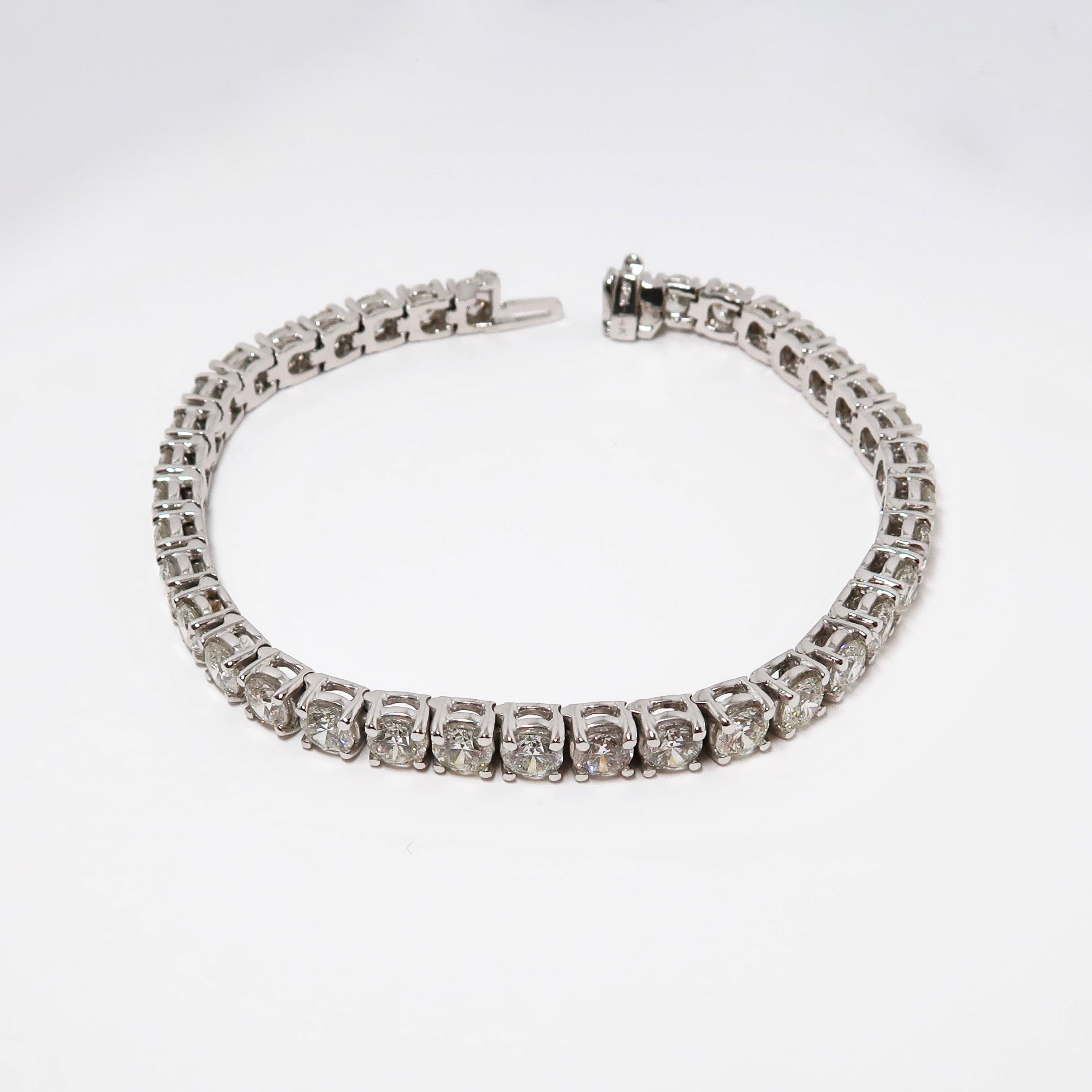 Diamond Tennis Bracelet with 14k White Gold