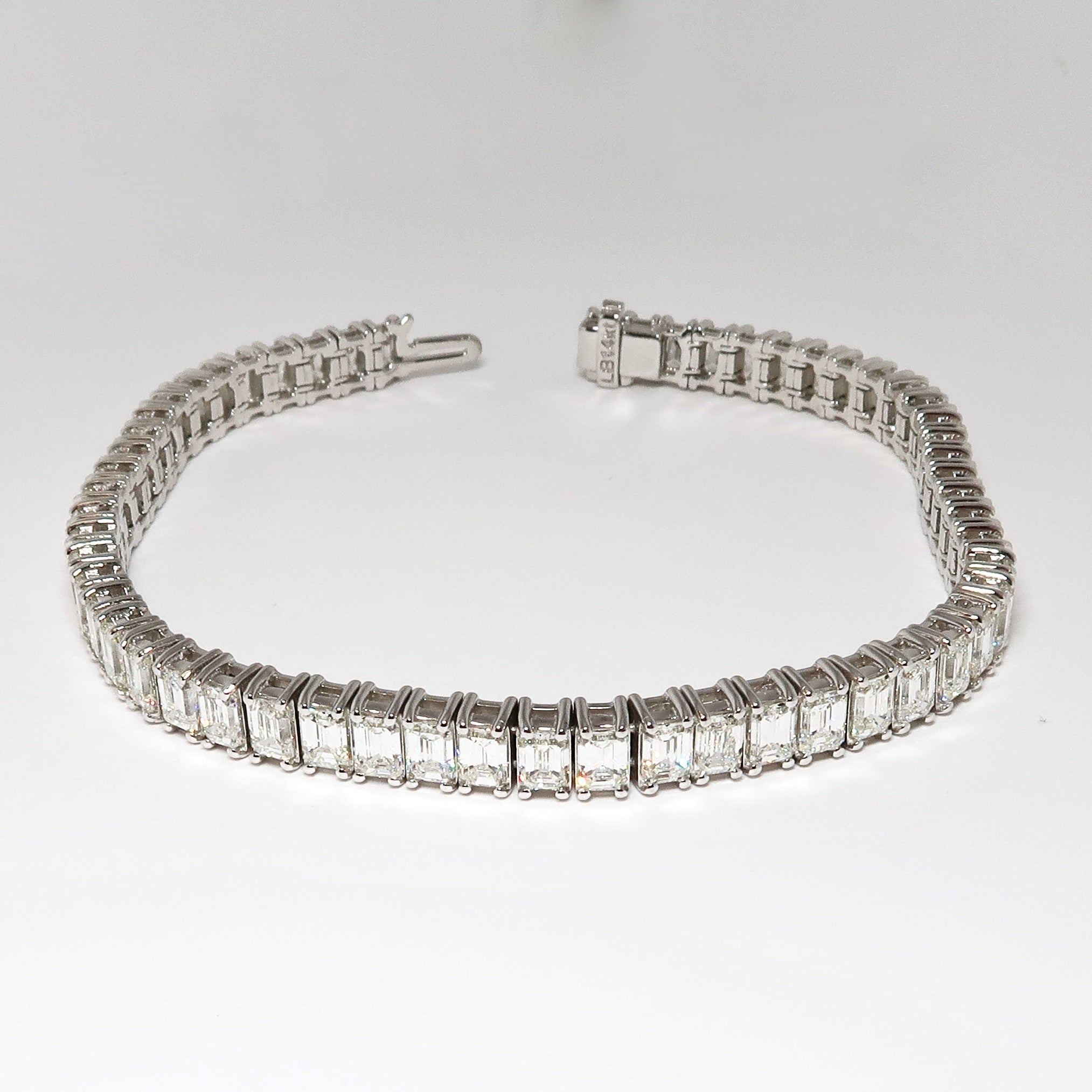 13.90ctw Diamond Tennis Bracelet