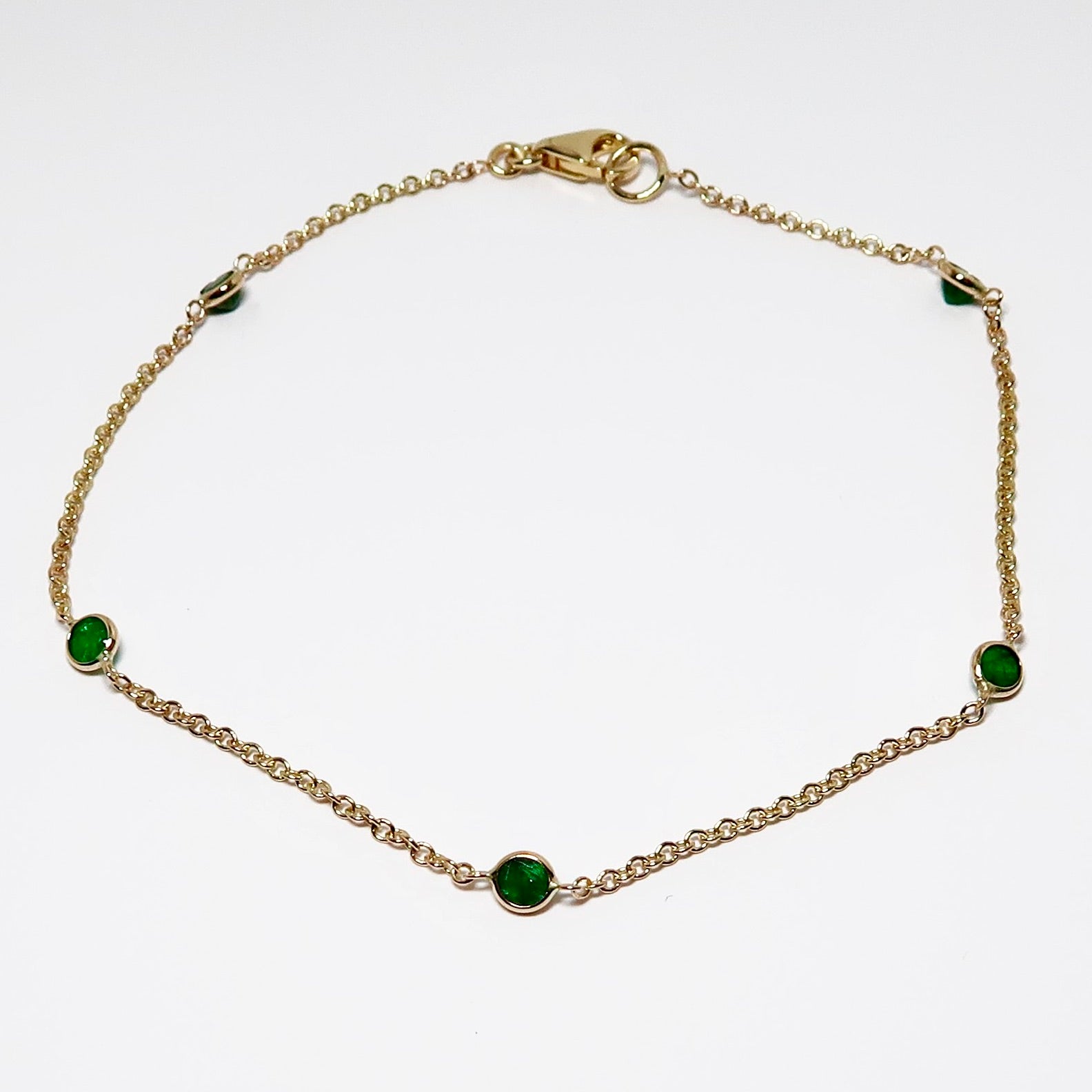4k Yellow Gold Emerald Bracelet