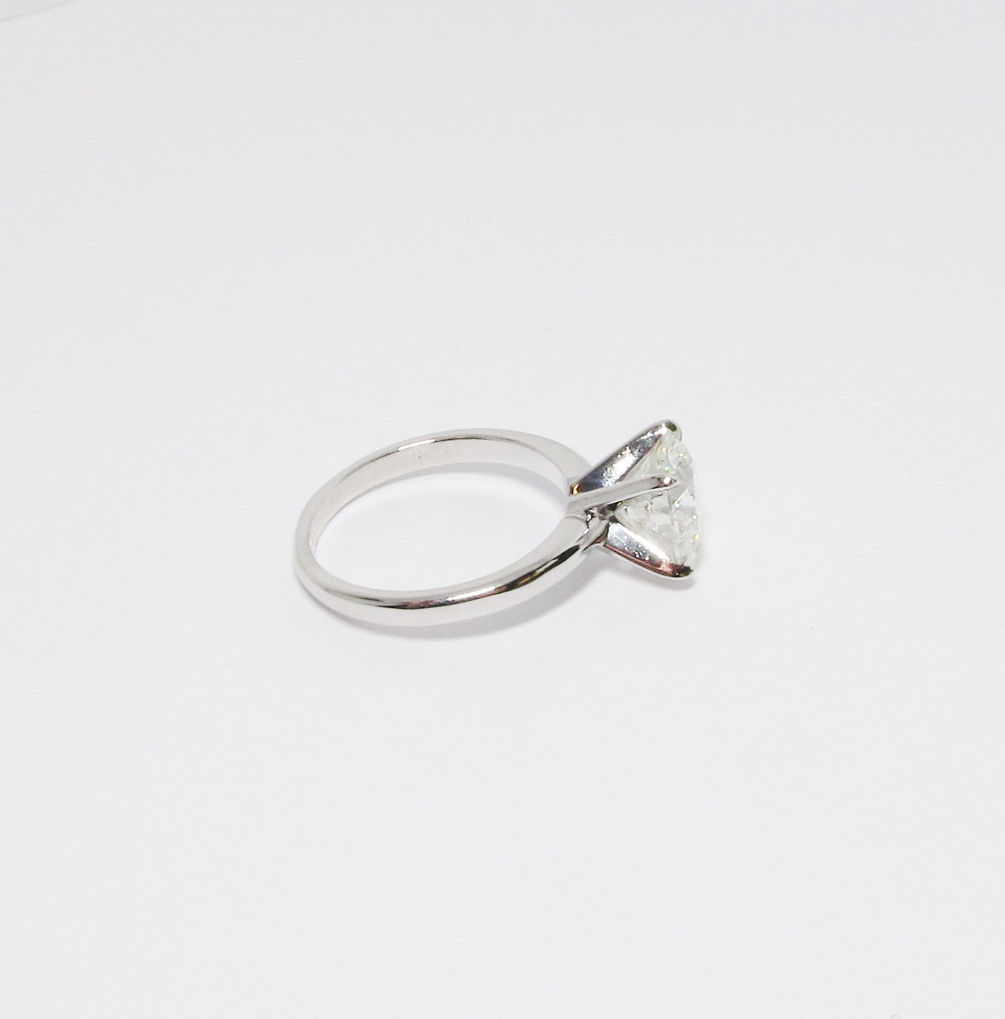 Round Diamond Solitaire Ring
