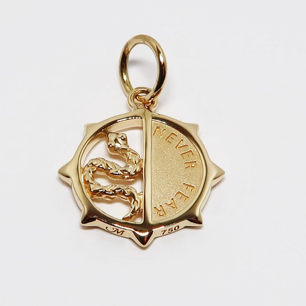 18k Yellow Gold Mini Never Fear Charm