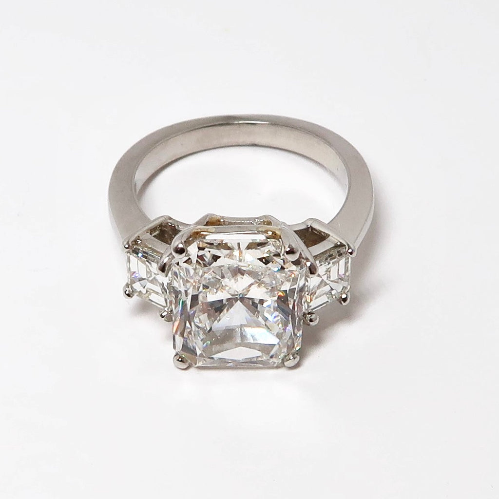 3 Stone Diamond Ring