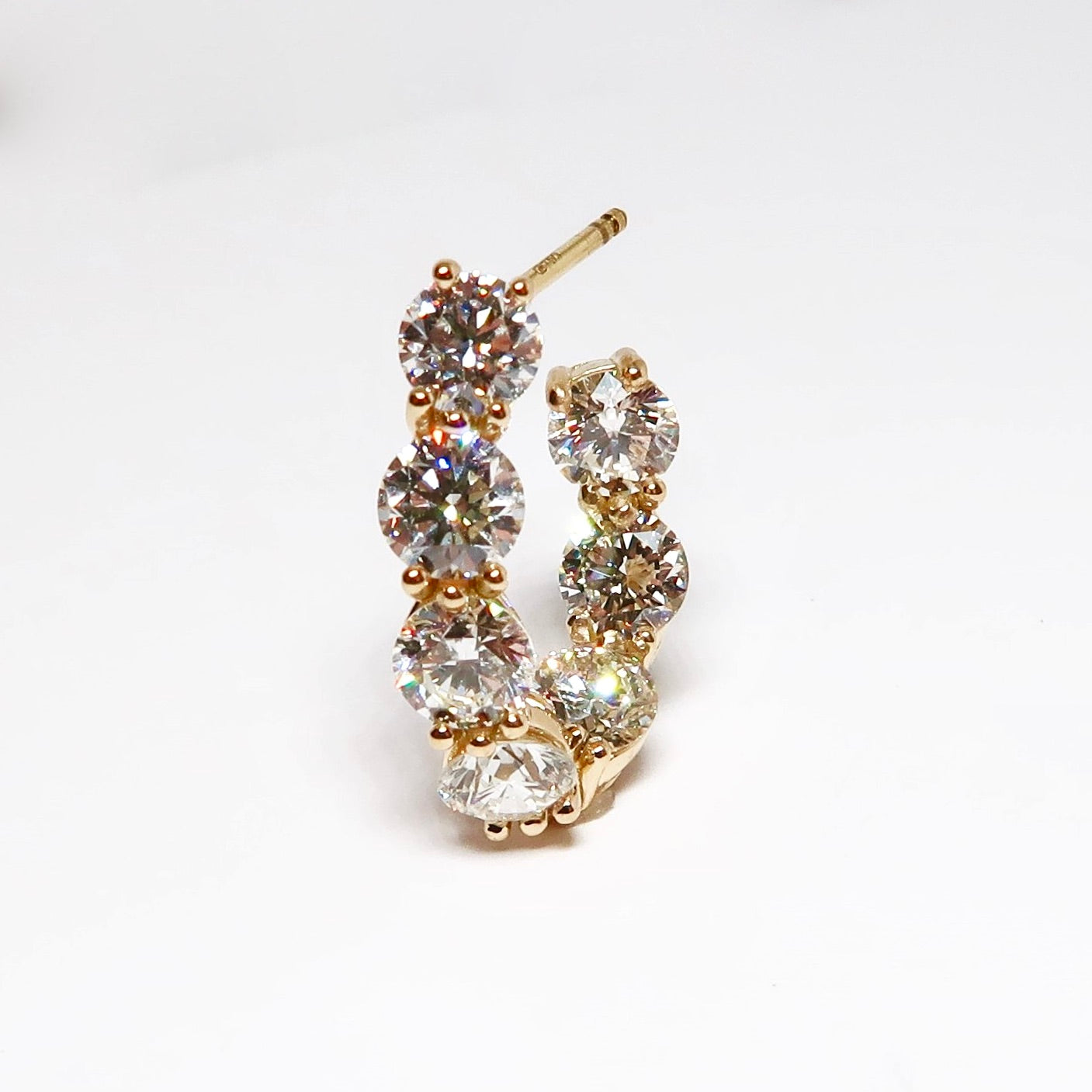 18k Yellow Gold Diamond Earrings