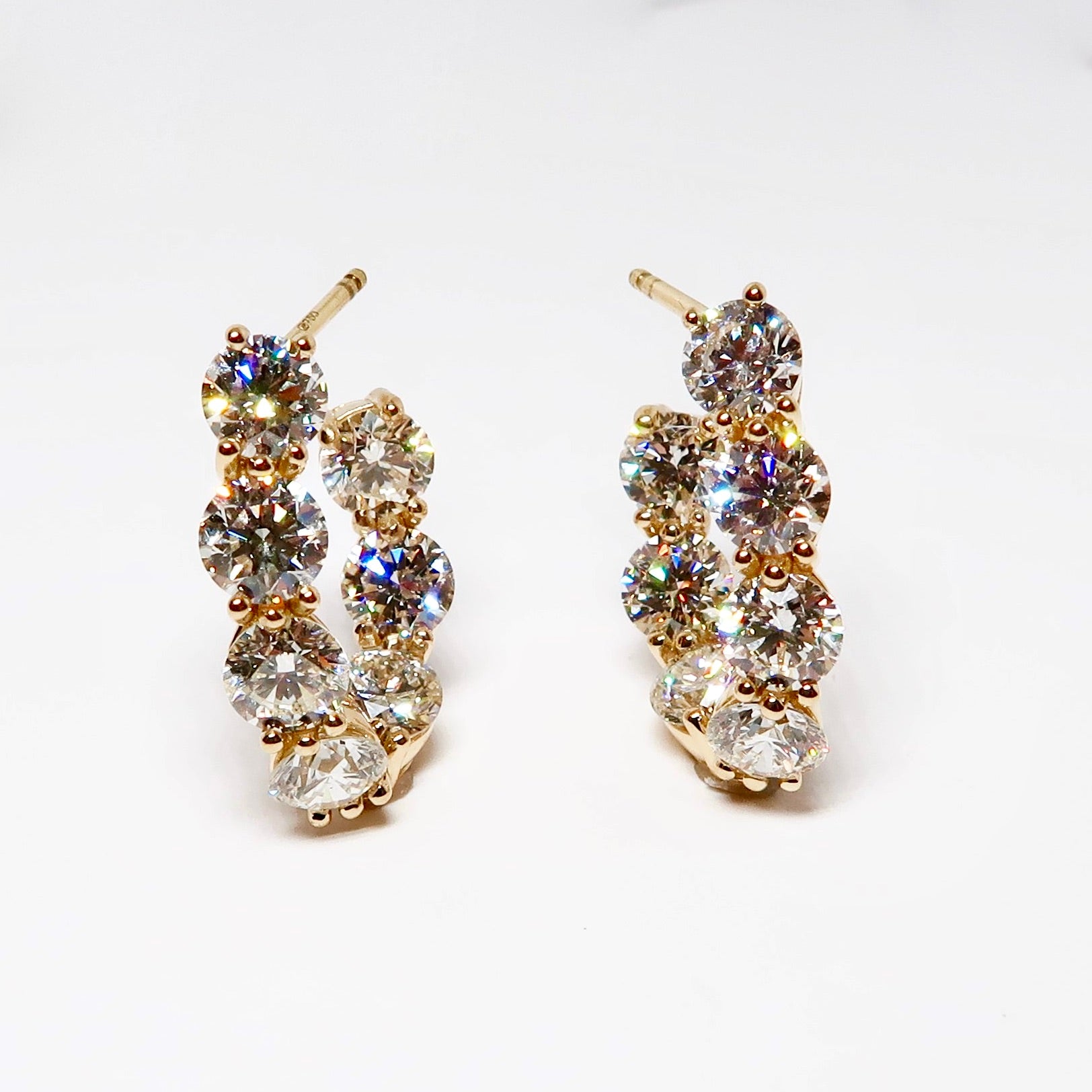 18k Yellow Gold Diamond Earrings