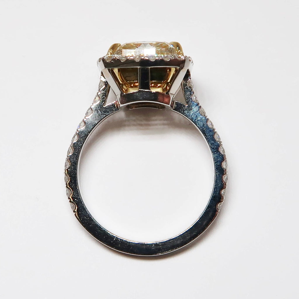 18k White & Yellow Gold FJ Radiant Diamond Ring