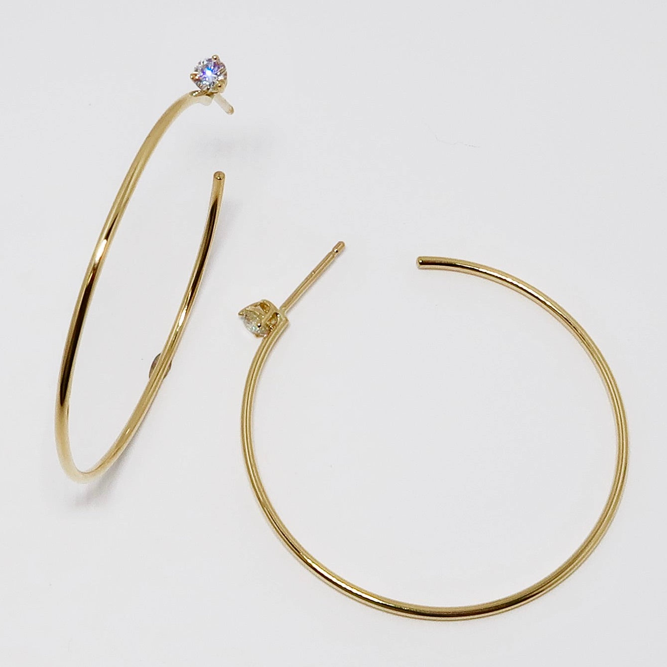 18k Yellow Gold 1.5" Outside Diameter Hoop Earring