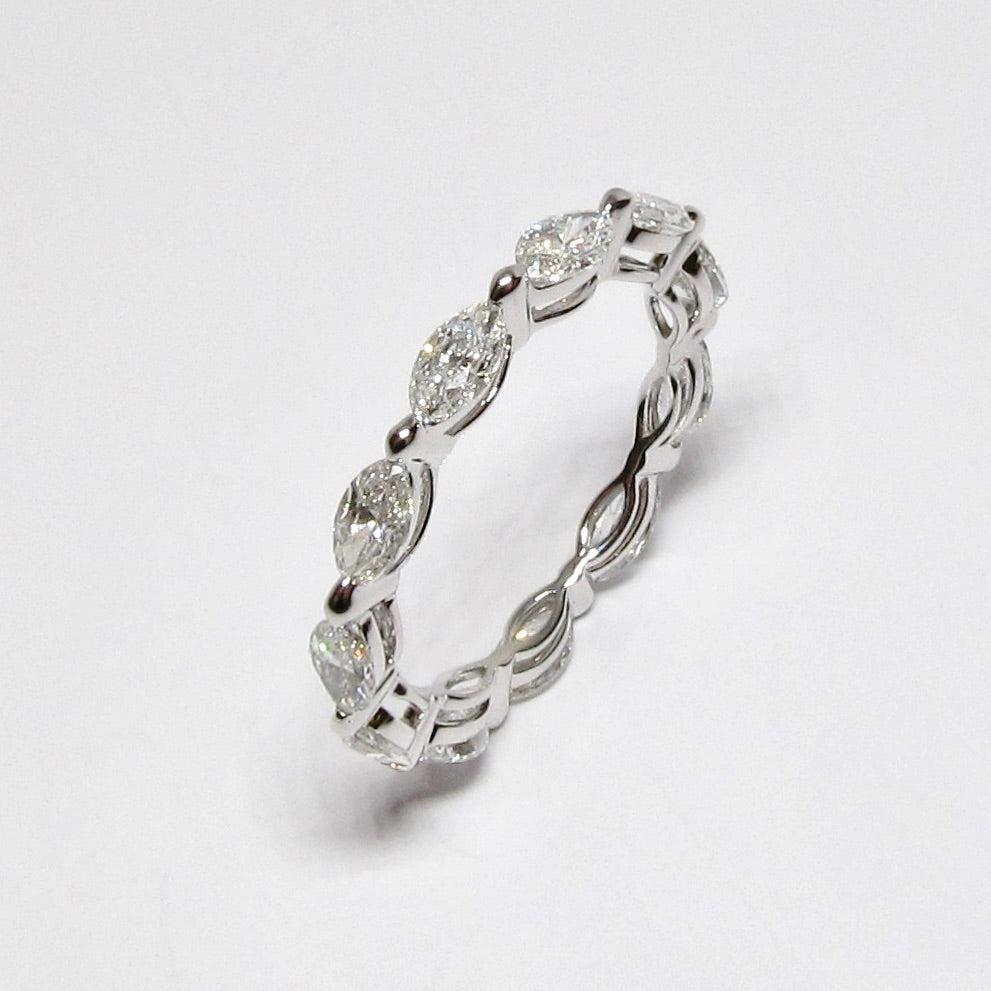 18k White Gold Marquise Cut Diamond Band