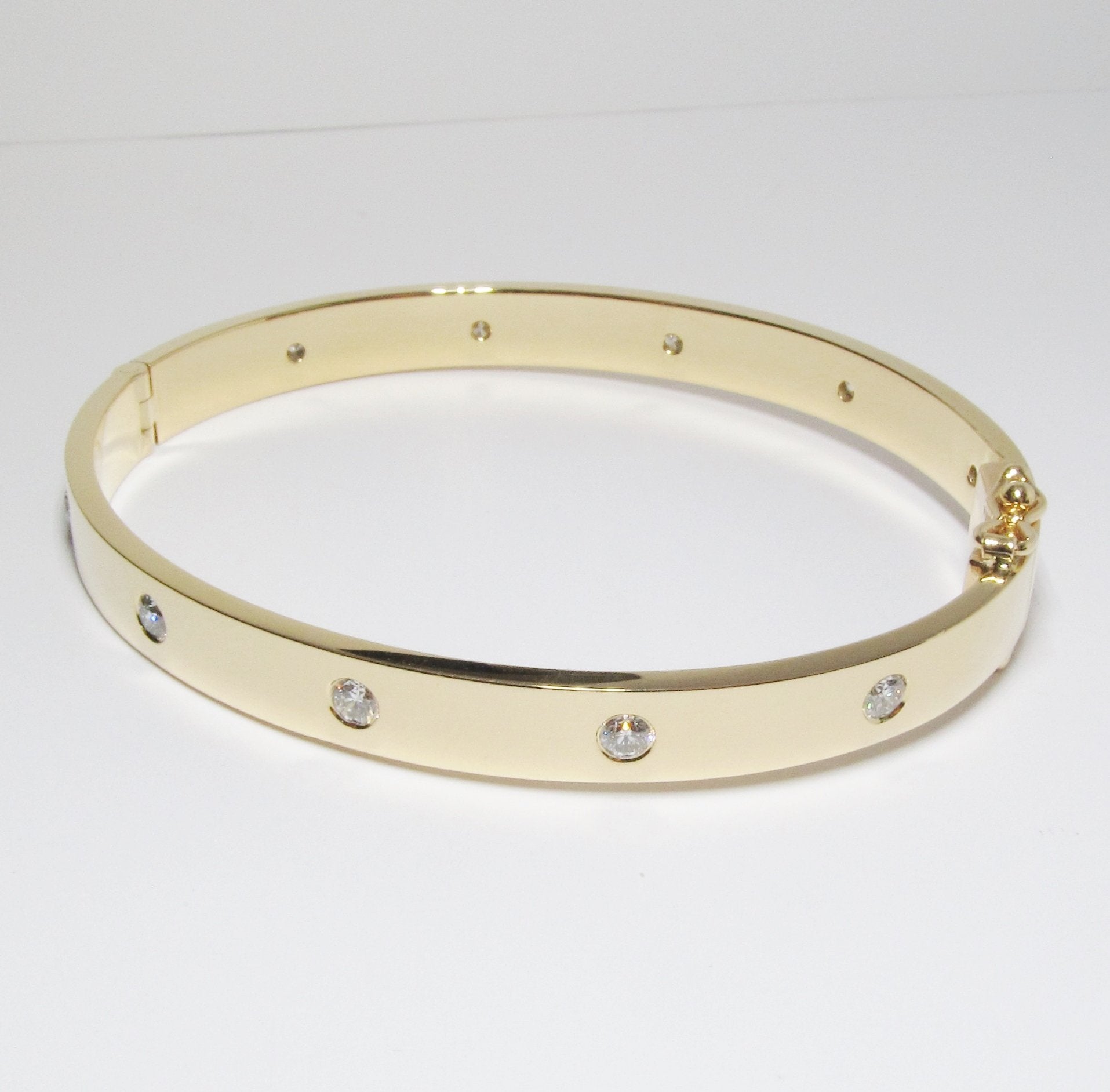 18k Gold Bangle Bracelet with Diamonds (Available in Pink Gold and Yellow Gold)