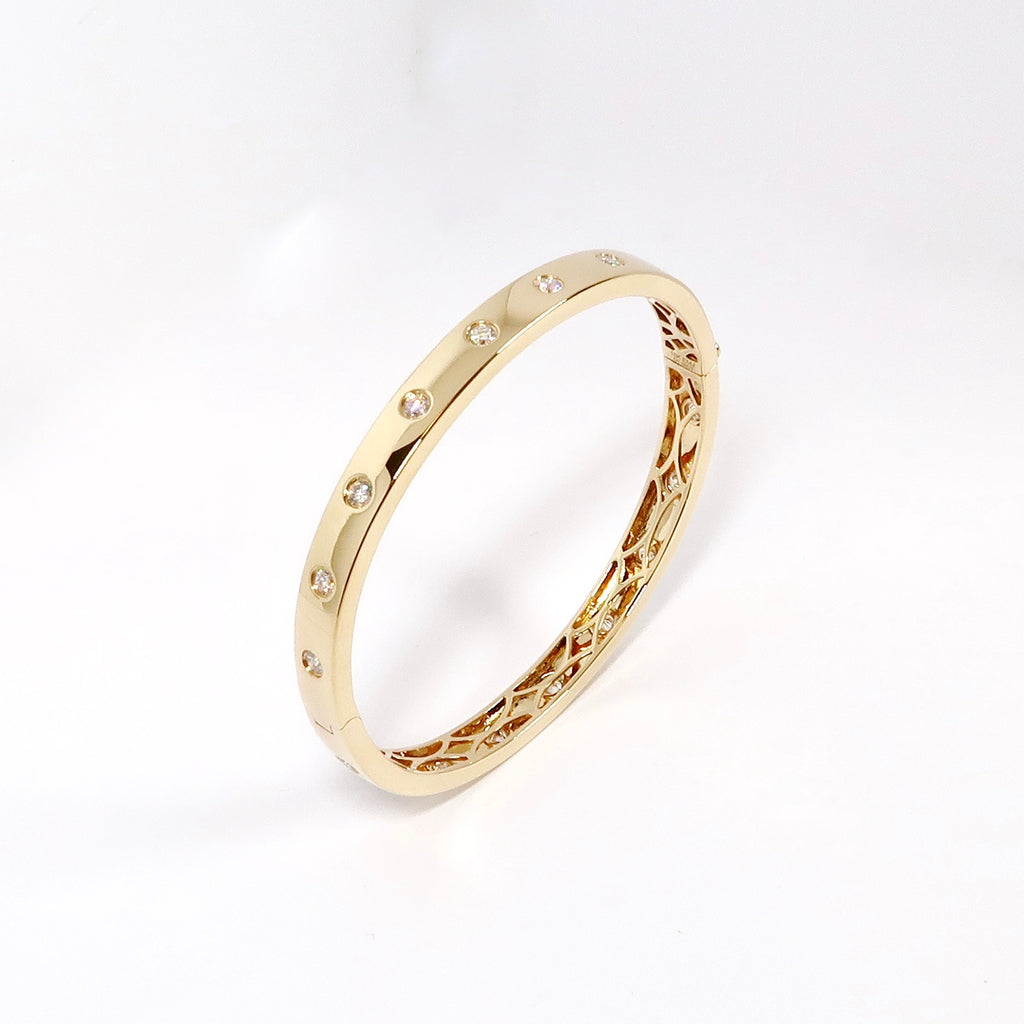 Yellow Gold Bangle Bracelet with Diamonds