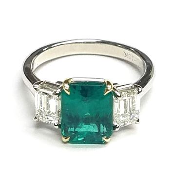 Emerald & Diamond Ring