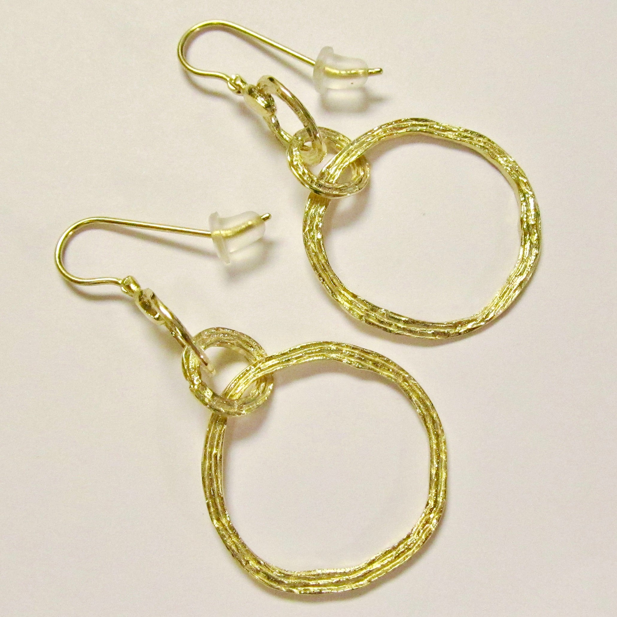 14k Yellow Gold Textured 3-Circle Earrings