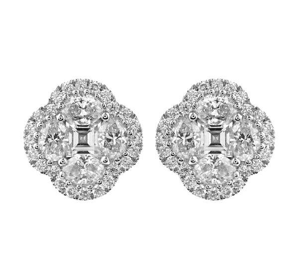 18kt White Gold Diamond Earrings