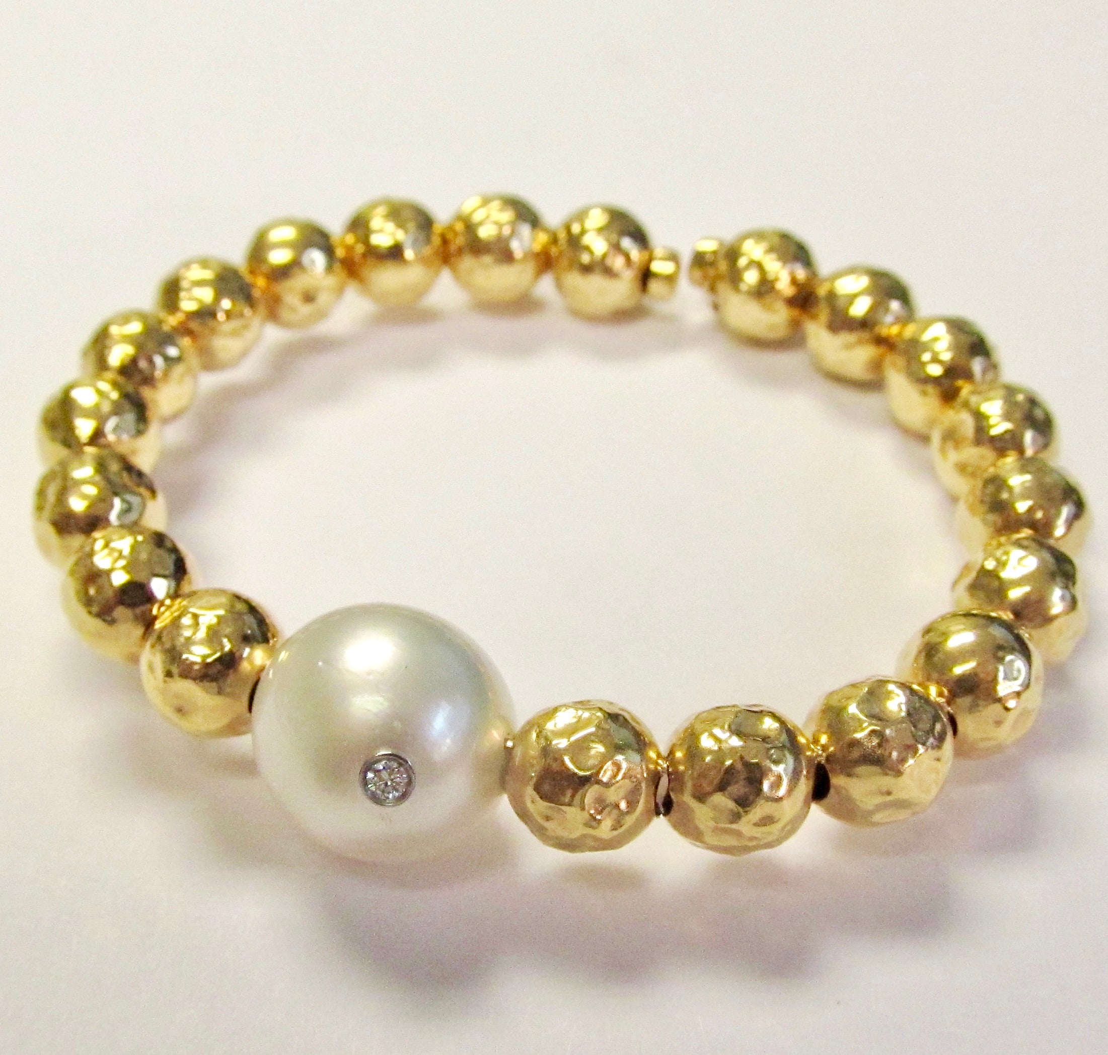 18k Rose Gold Bangle w/ White Pearl