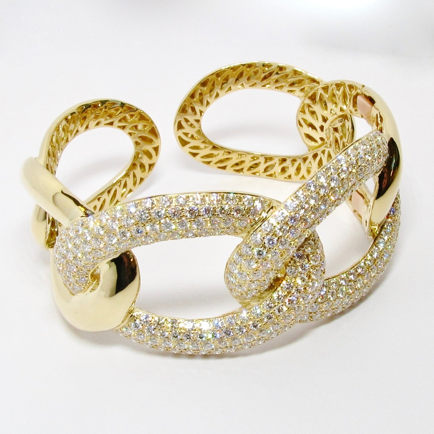 18k Yellow Gold & Diamond Bracelet