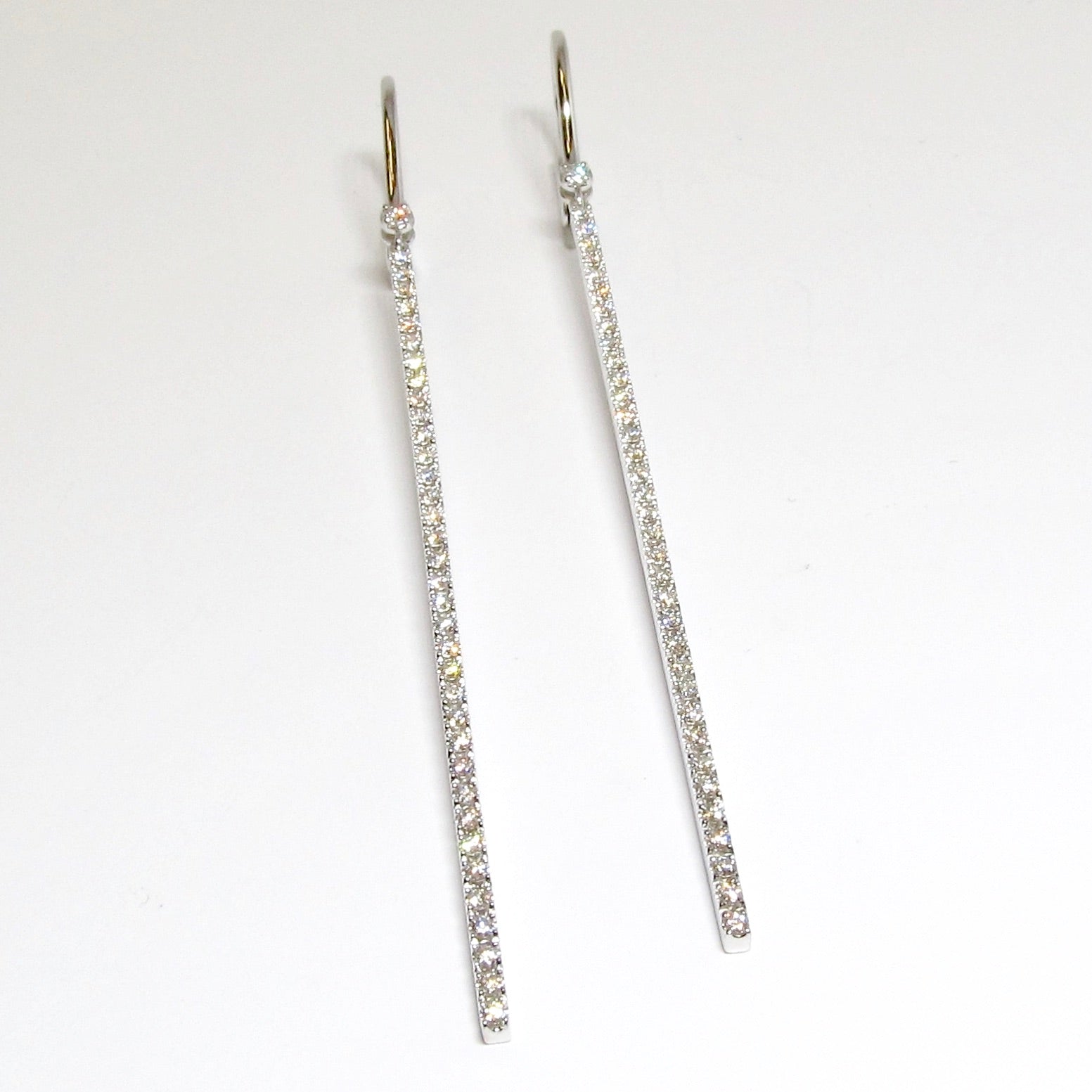 18k Yellow Gold Dangle-drop Stick Earring