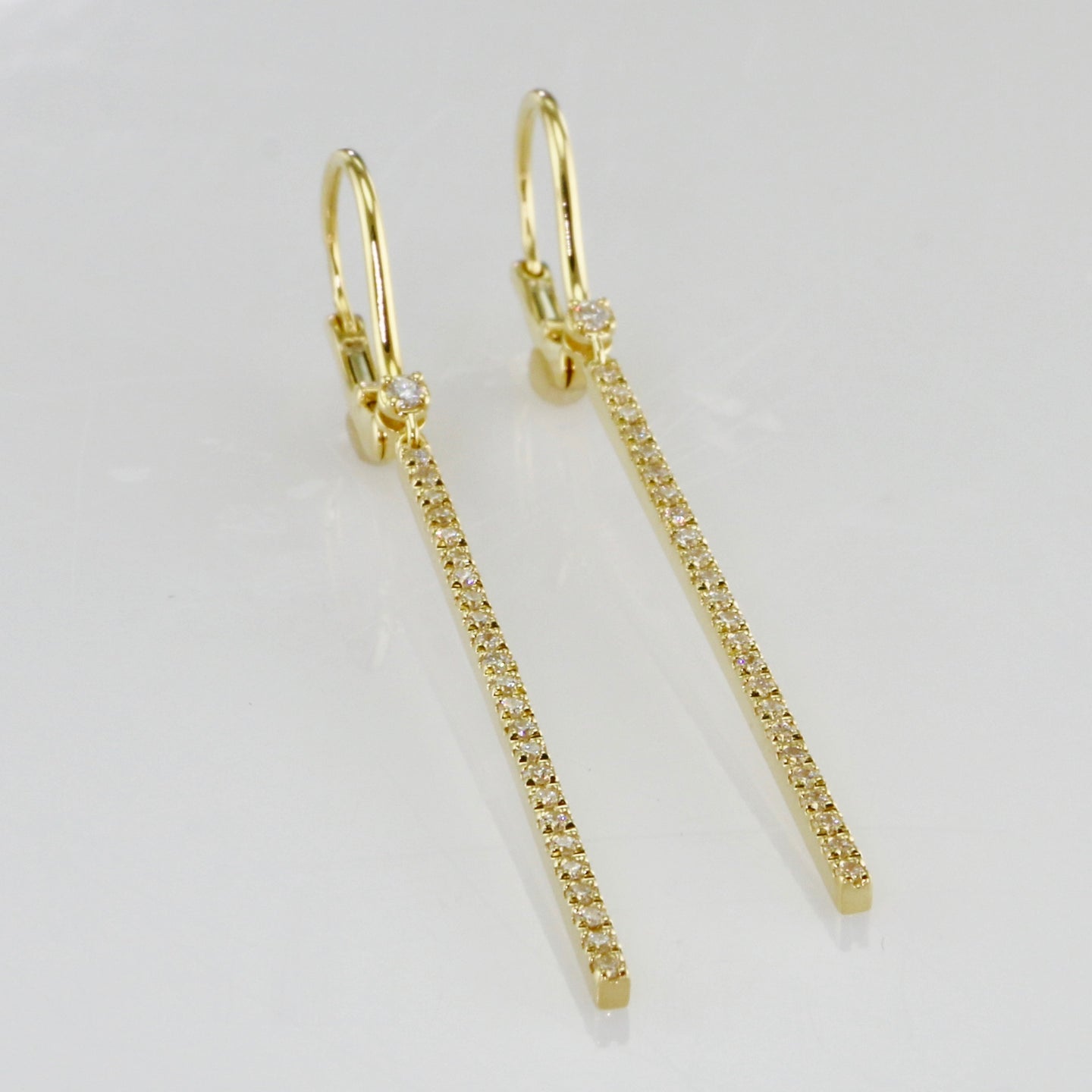 18 Yellow Gold Dangle-drop Stick Earrings
