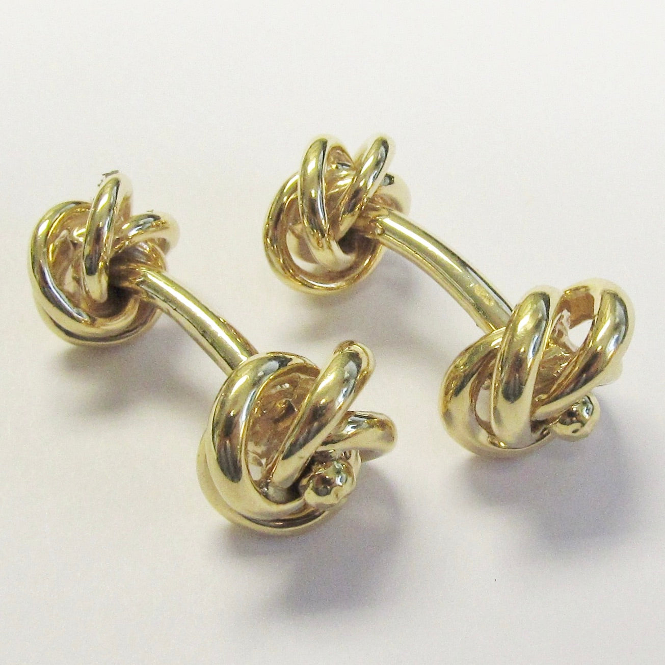 14kt Yellow Gold Pair of Knot Cufflinks