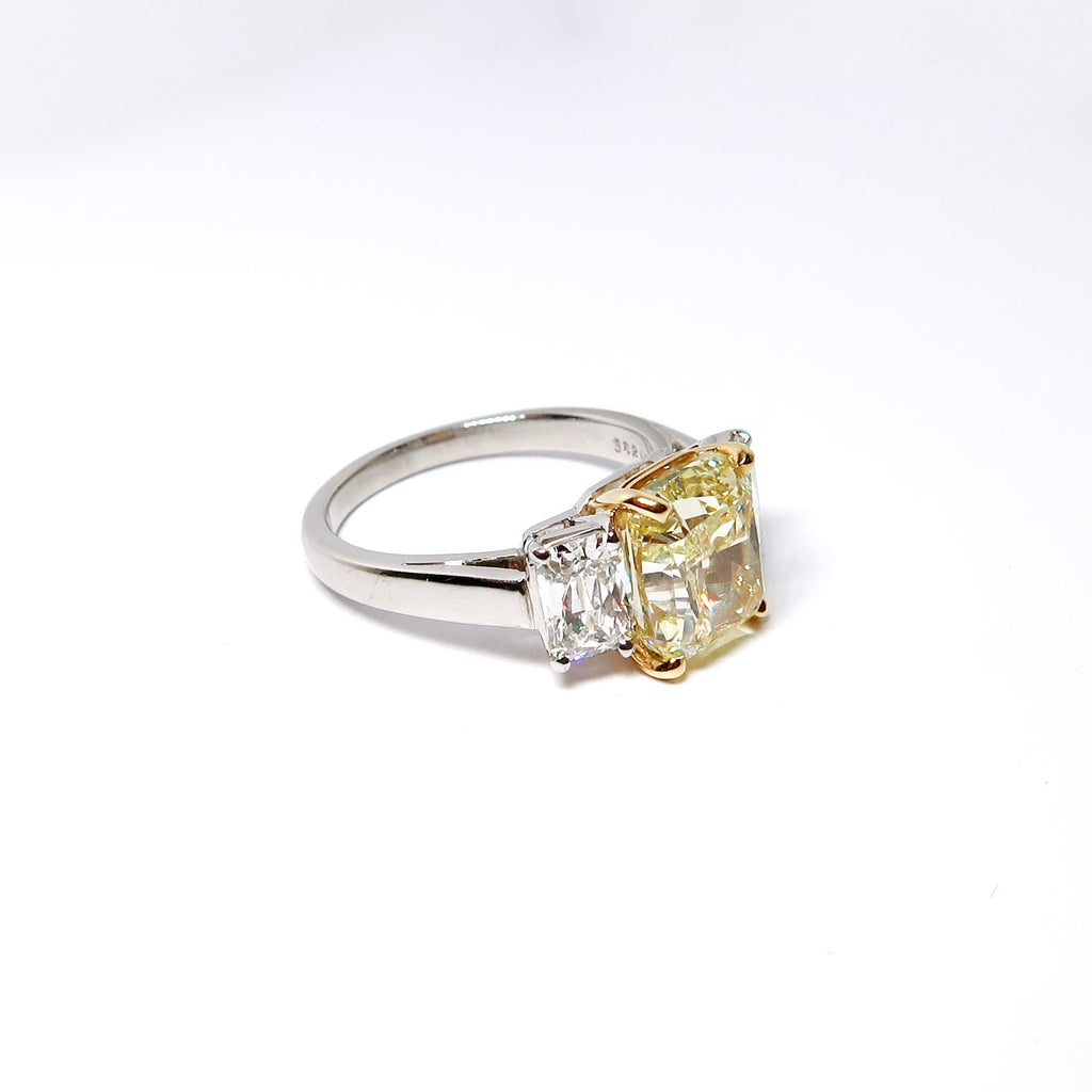 Yellow Gold & Platinum Fancy Yellow Diamond Ring