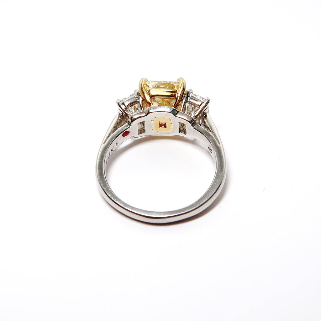 Yellow Gold & Platinum Fancy Yellow Diamond Ring