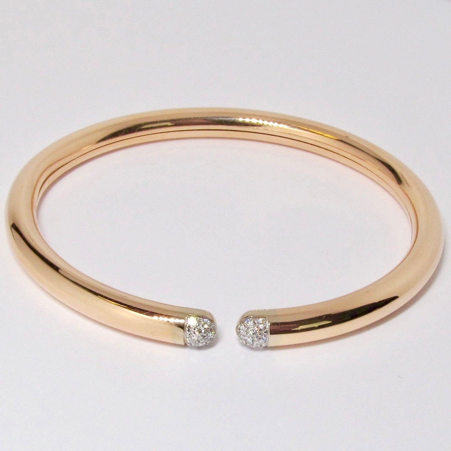 18k Rose Gold Bangle Bracelet with Diamonds