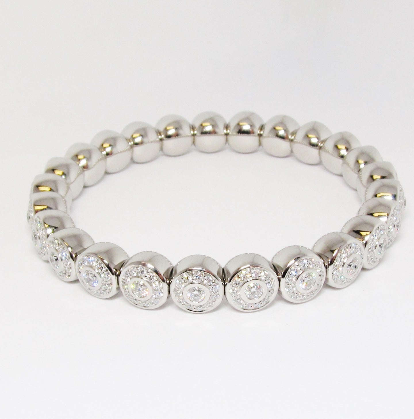 18k White Gold & Diamond Stretch Bracelet