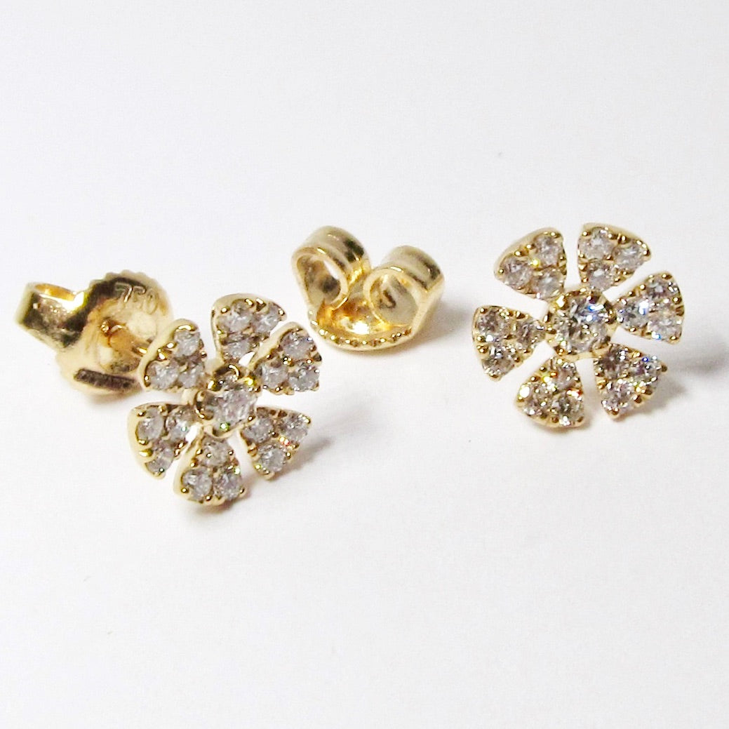 18k Yellow Gold Flower Earrings