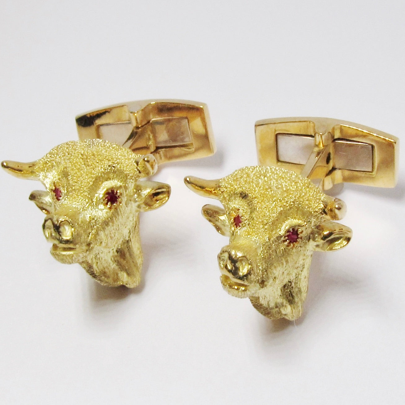 18k Yellow Gold Bull Head Cufflinks