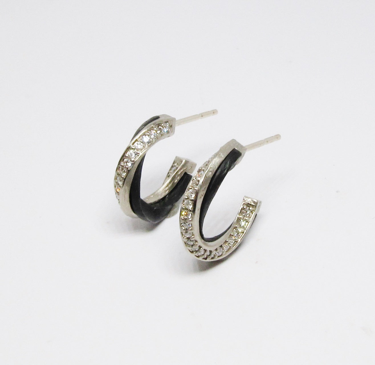 Eclipse 16mm Hoop Earrings