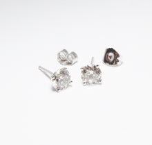 Load image into Gallery viewer, 0.8ctw Diamond Stud Earrings
