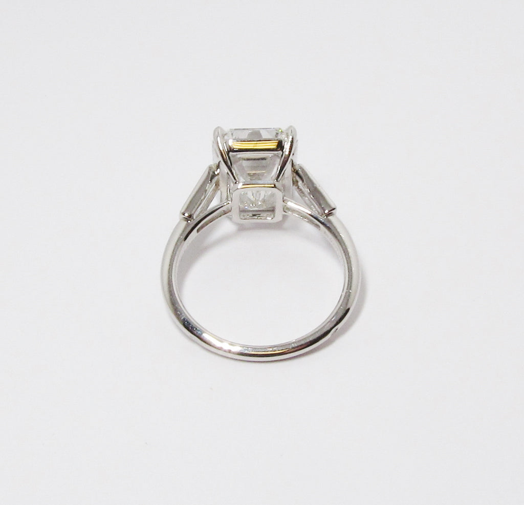 Emerald Cut Diamond 3-Stone Ring