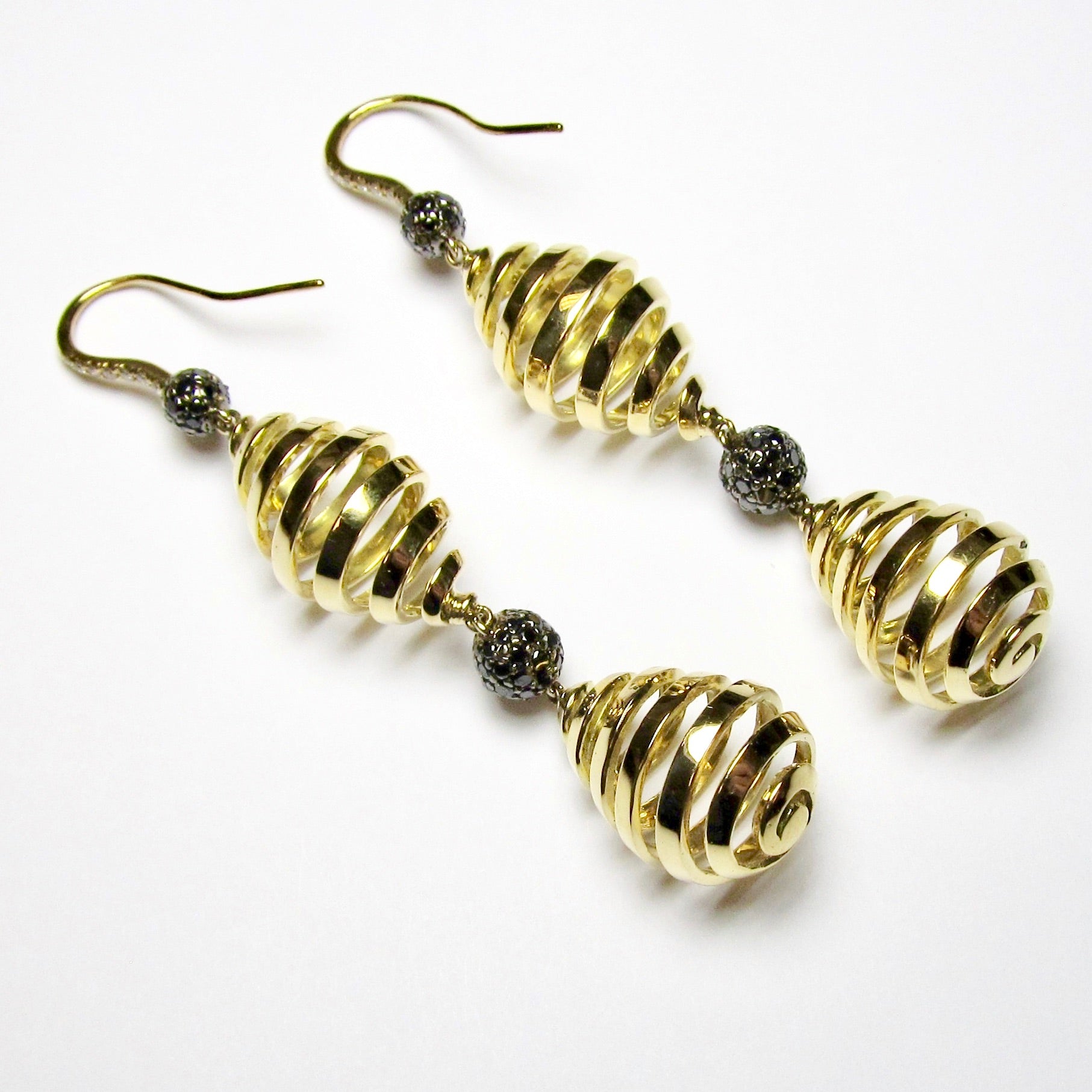 18k Yellow Gold Beehive Earrings