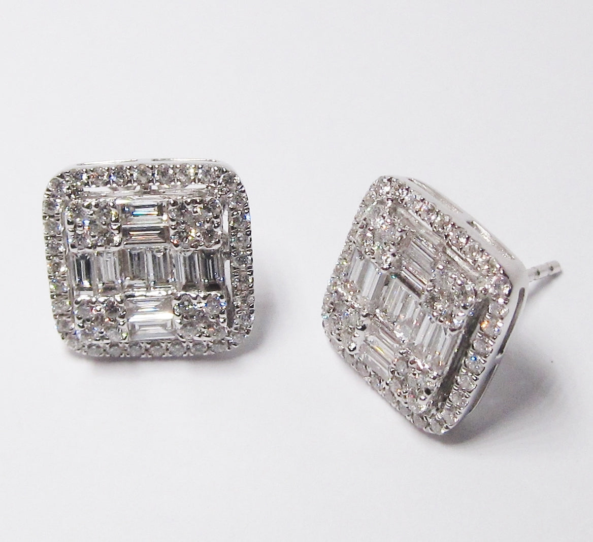 18kt White Gold Round and Baguette Diamond Earrings