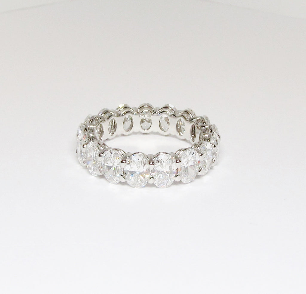Diamond Eternity Band, 17 Oval Cut Diamonds