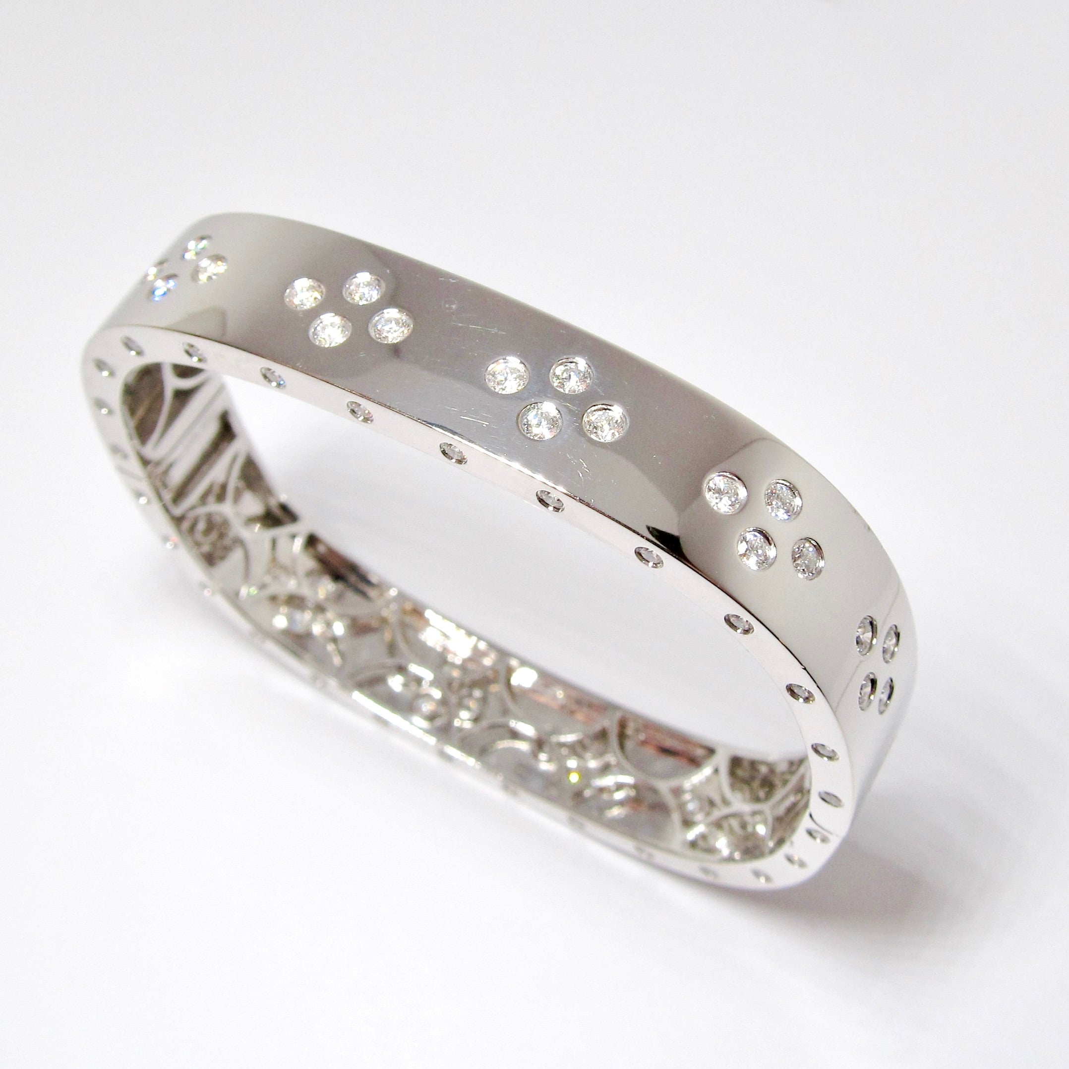 18k White Gold Square Design Wide Bangle with Diamonds