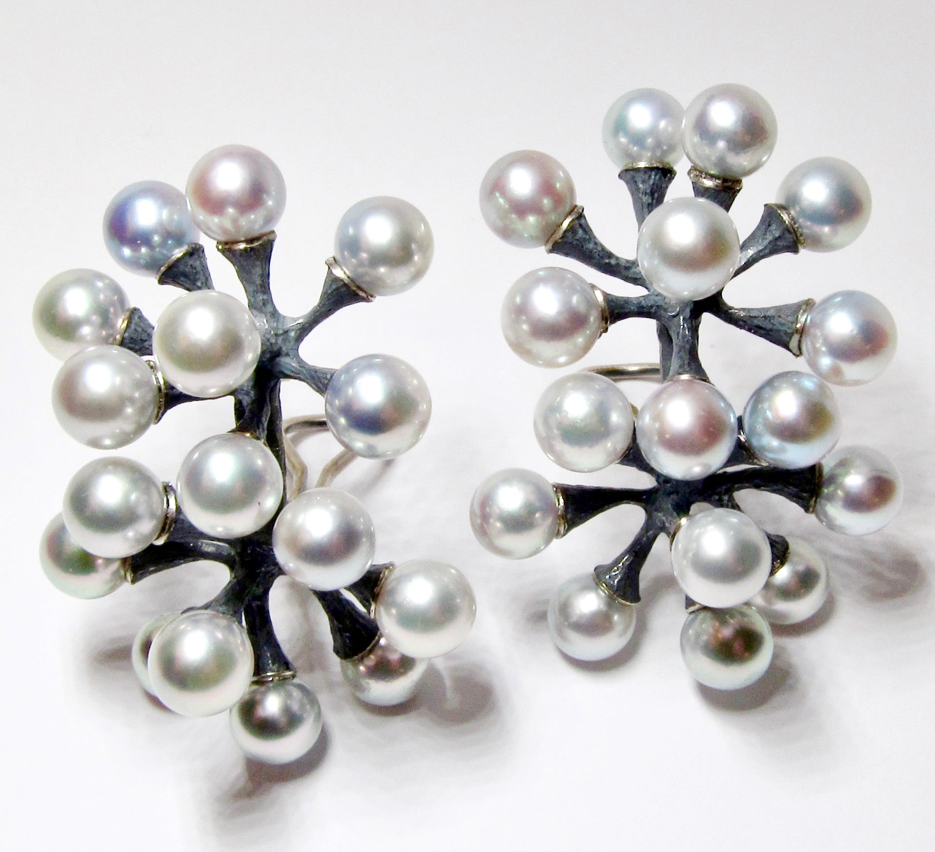 Double Jack Pearl Earring, Grey