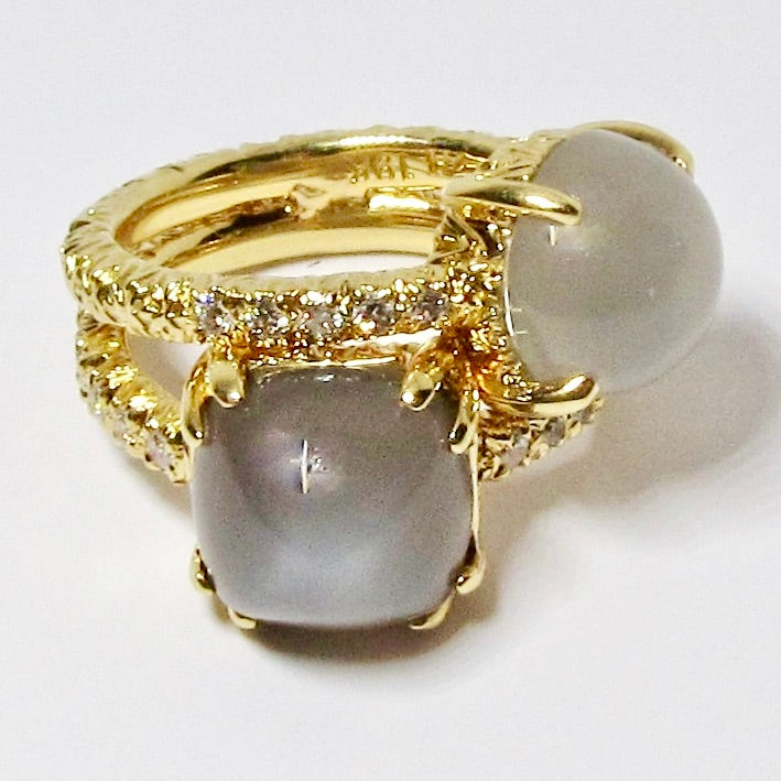 19k Yellow Gold & Moonstone Ring
