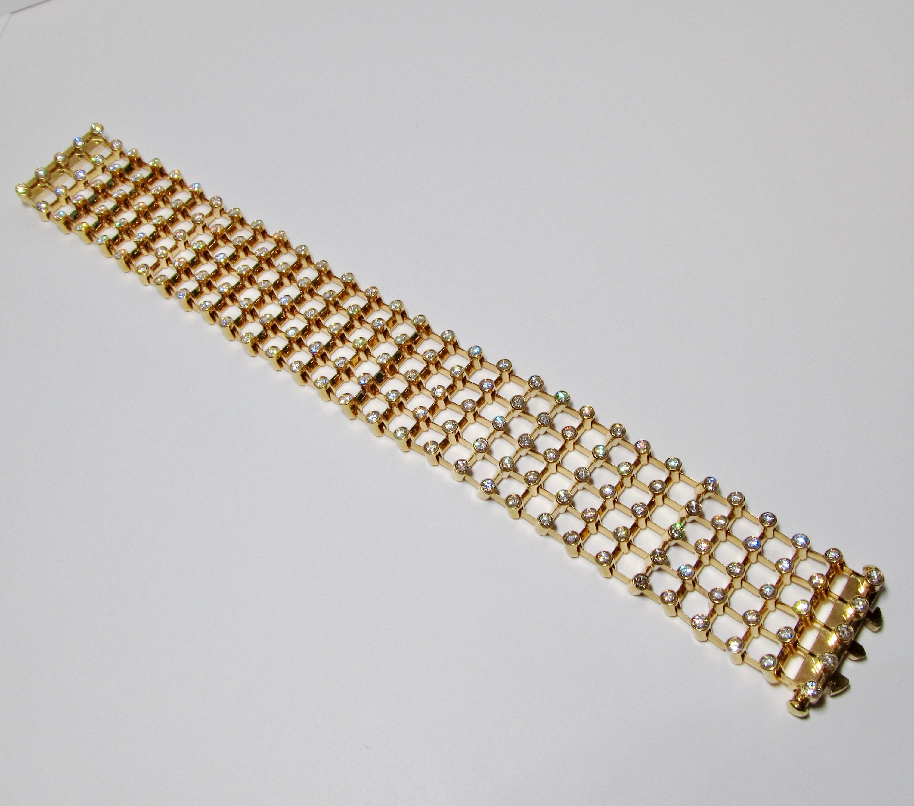 18k Yellow Gold & Diamond Bracelet