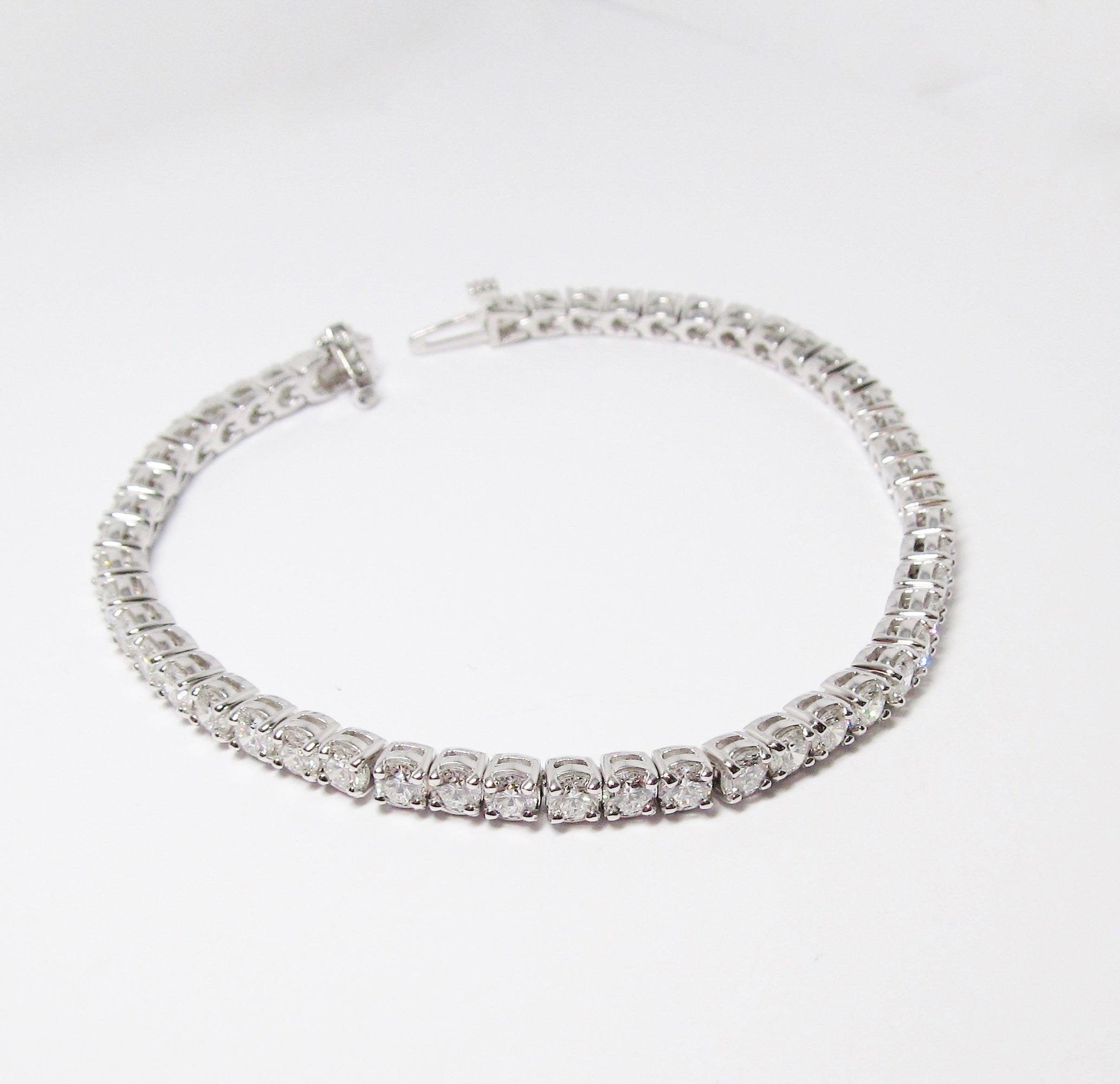 6.24ctw Diamond Tennis Bracelet